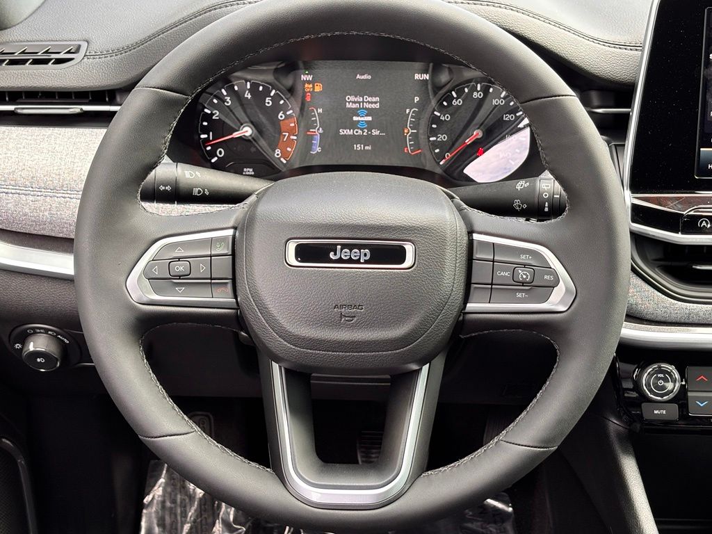 2026 Jeep Compass Latitude - Photo 12
