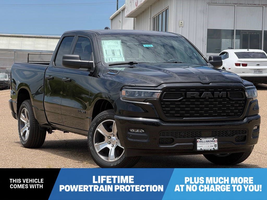 New 2026 Ram 1500 EXPRESS QUAD CAB 4X2 6'4 BOX