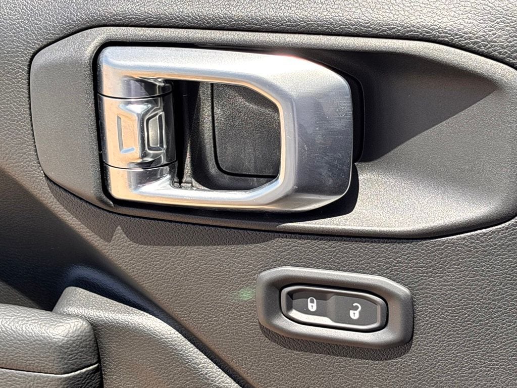 2026 Jeep Wrangler 2-Door Sport - Photo 19