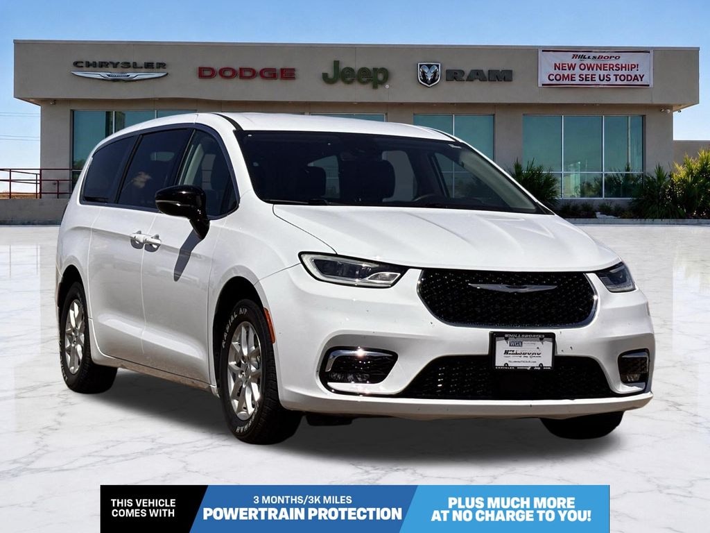 Used 2024 Chrysler Pacifica Touring L Van Passenger Van
