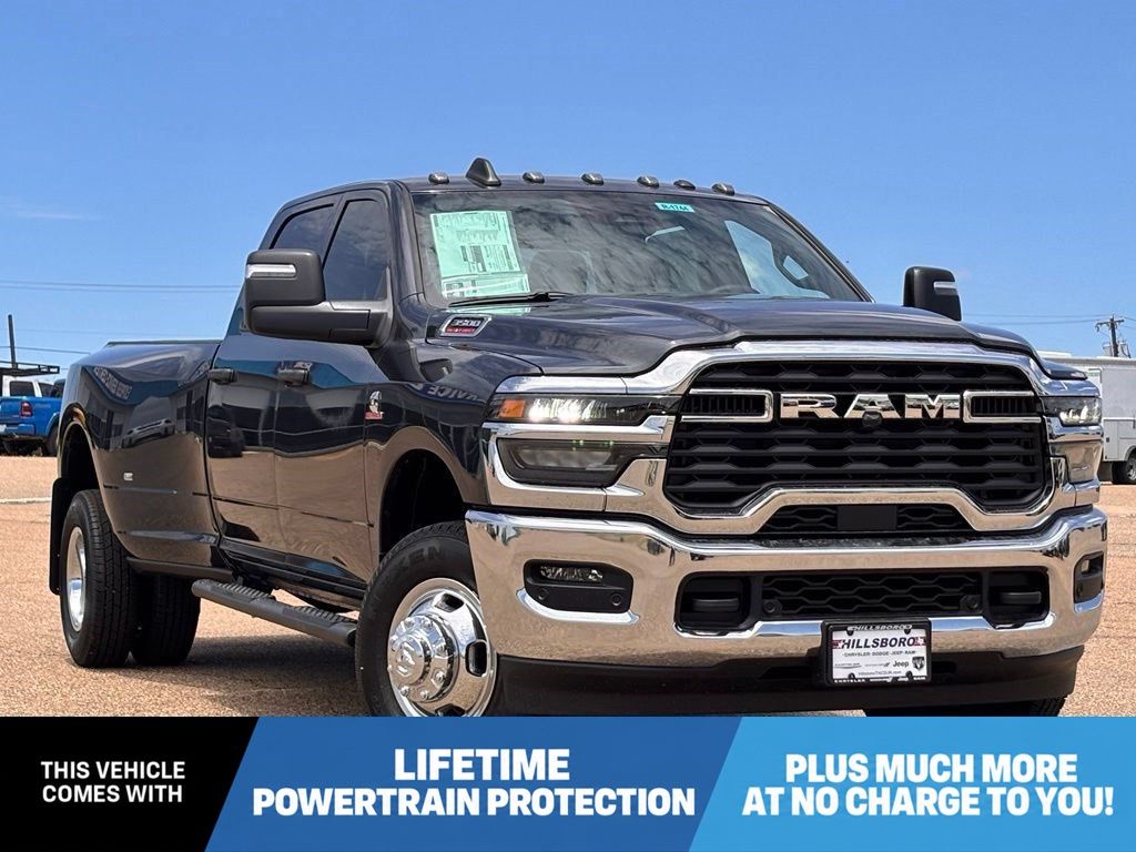 New 2026 Ram 3500 TRADESMAN CREW CAB 4X4 8' BOX