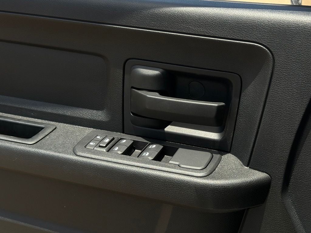 2025 RAM 2500 Tradesman - Photo 26