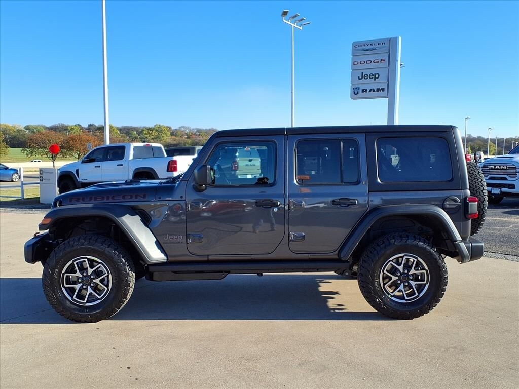 New 2026 Jeep Wrangler 4-DOOR RUBICON Sport Utility