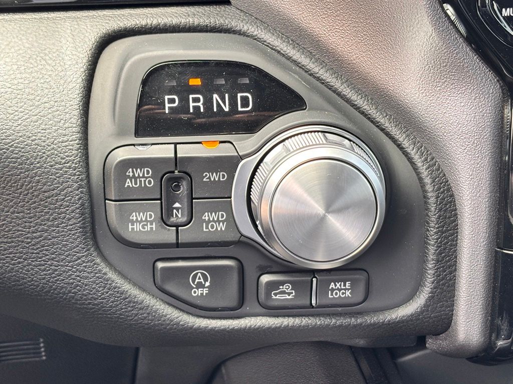2026 RAM 1500 Rebel - Photo 17