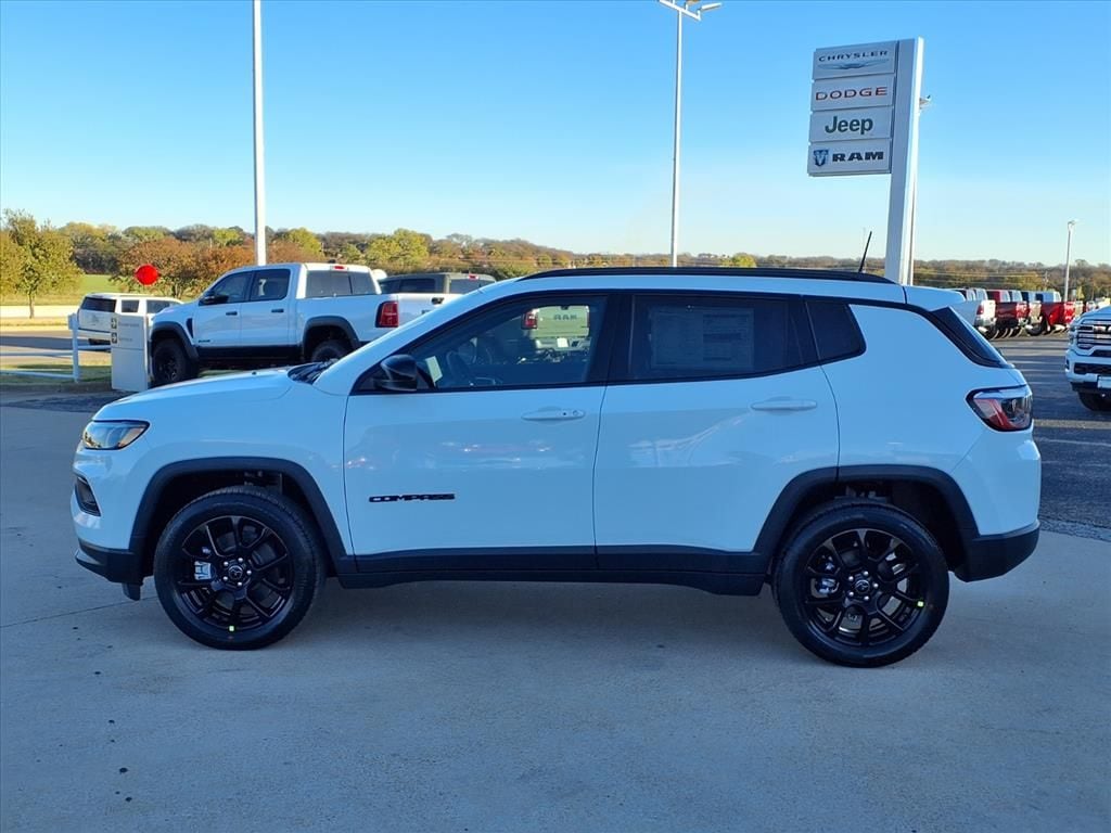 New 2026 Jeep Compass LATITUDE ALTITUDE 4X4 Sport Utility