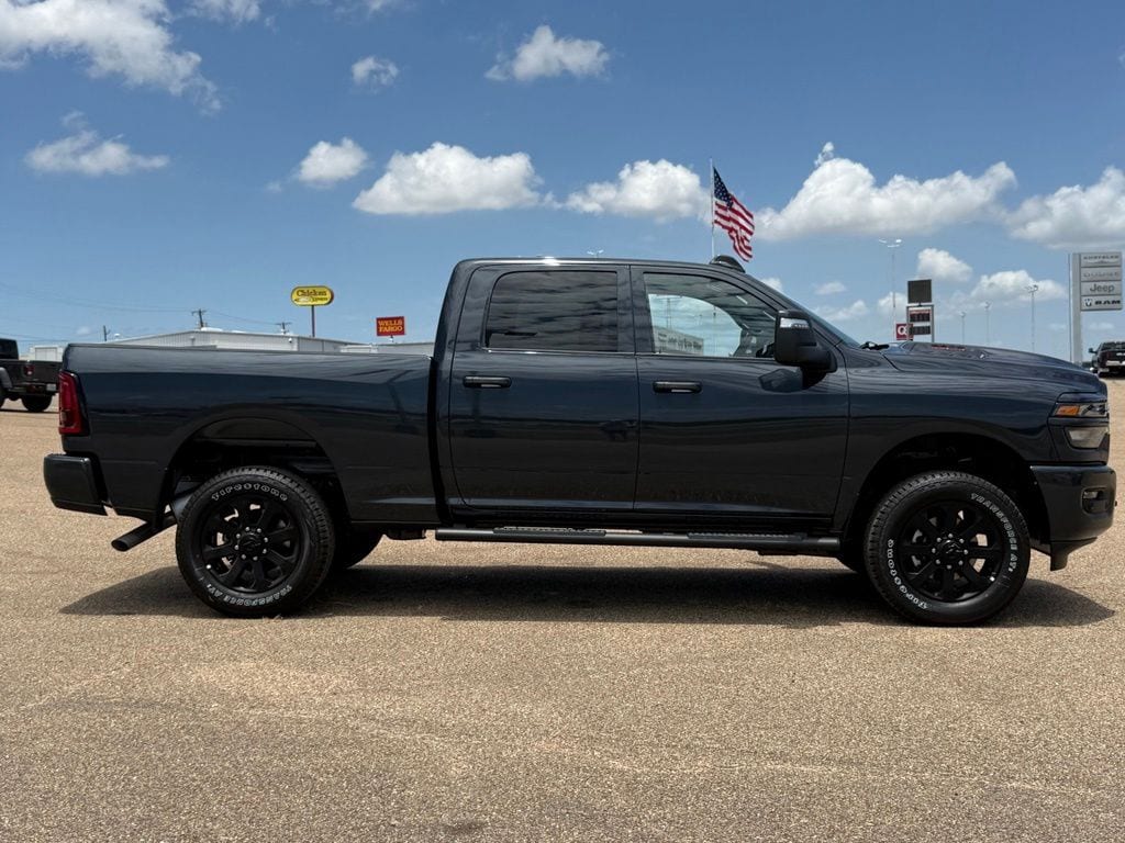 New 2026 Ram 2500 BLACK EXPRESS CREW CAB 4X4 6'4 BOX Pickup