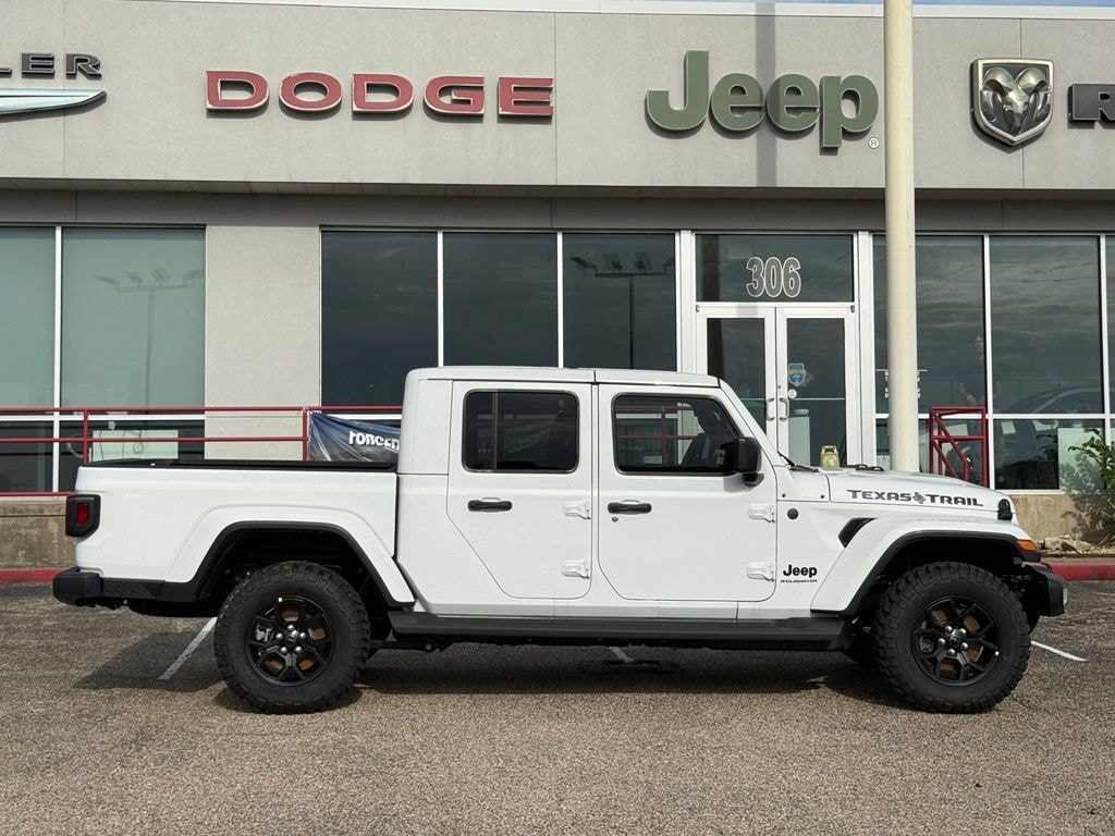 New 2026 Jeep Gladiator TEXAS TRAIL 4X4 Pickup