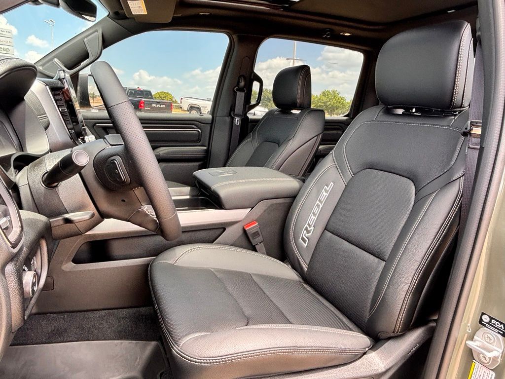 2026 RAM 1500 Rebel - Photo 22