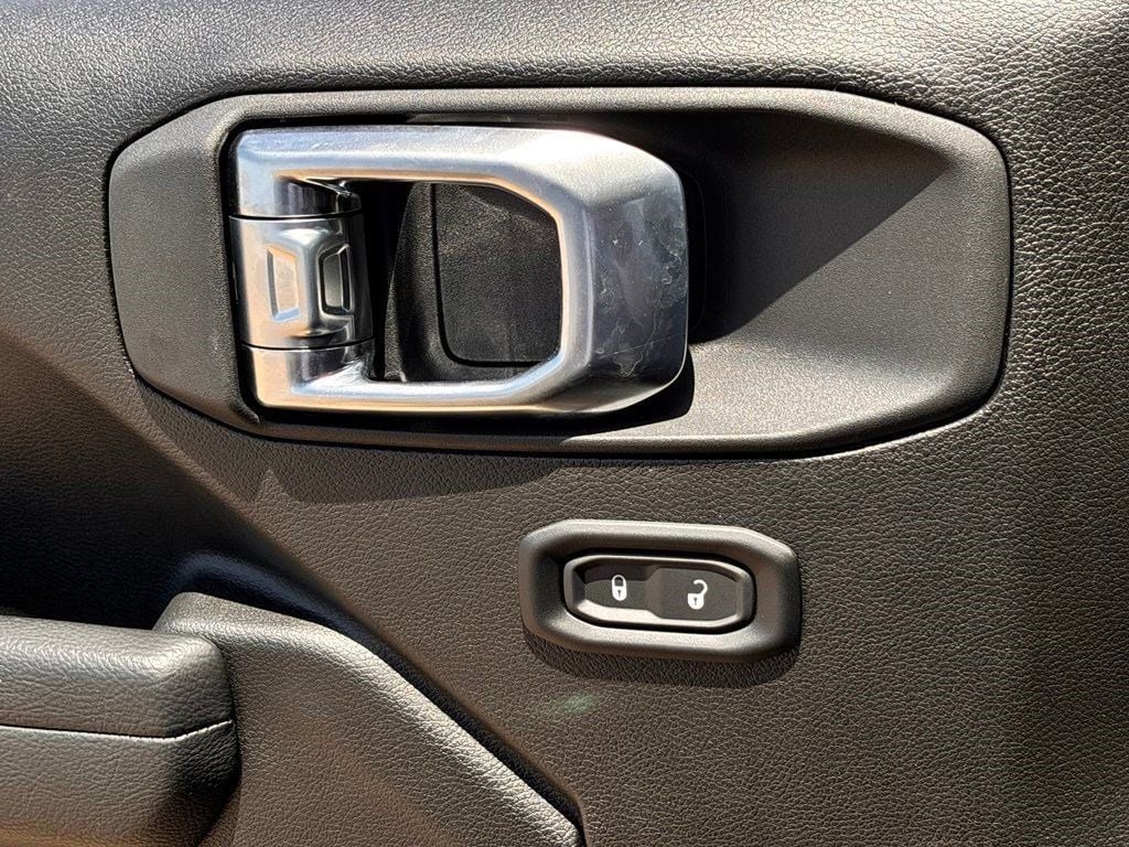 2026 Jeep Wrangler 2-Door Sport - Photo 22