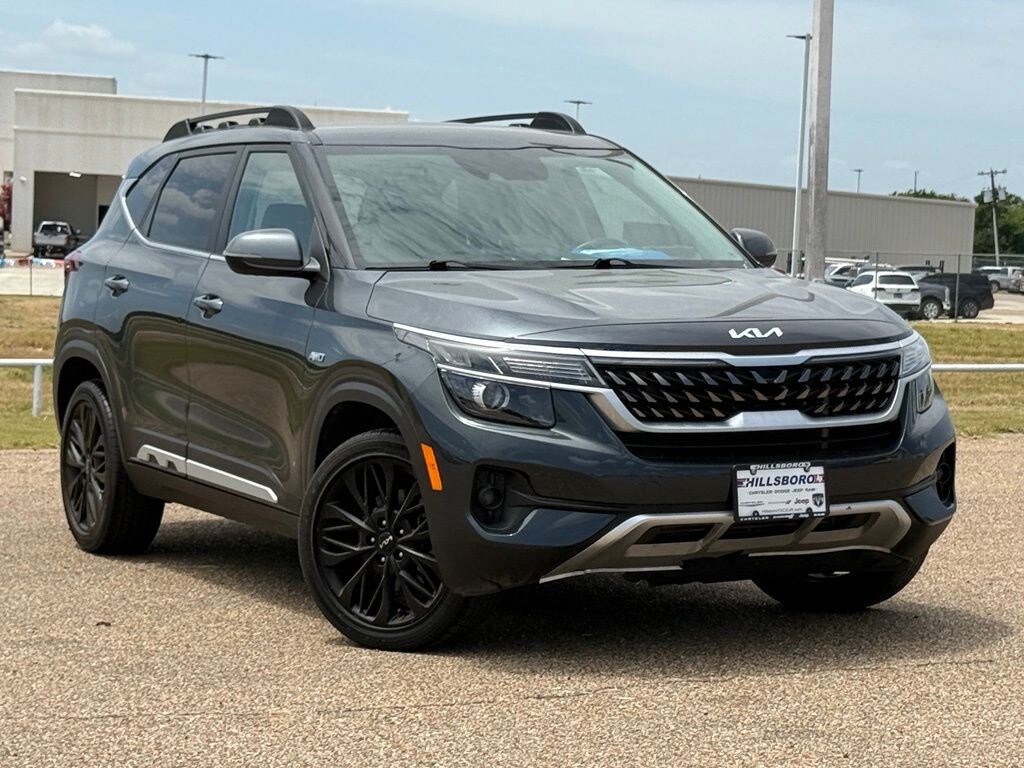 Used 2022 Kia Seltos Nightfall SUV