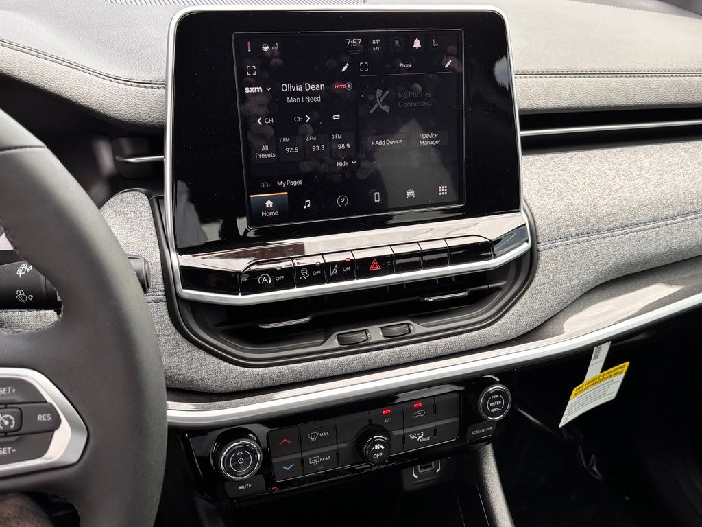 2026 Jeep Compass Latitude - Photo 13