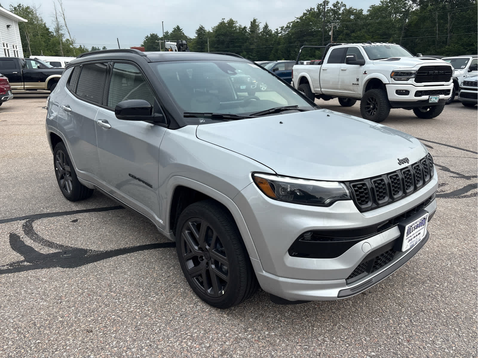 2025 Jeep Compass Limited photo 3