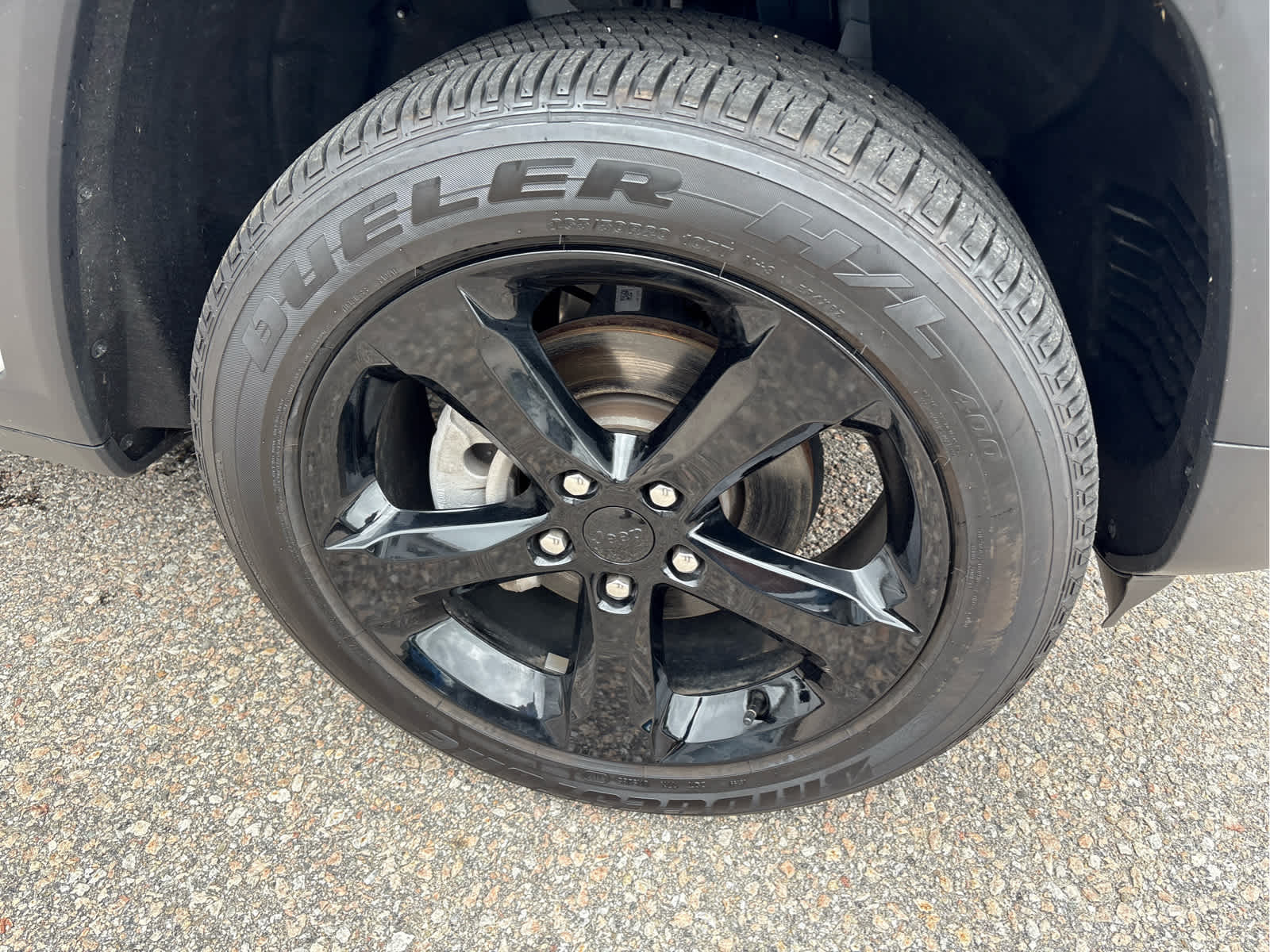 2024 Jeep Grand Cherokee Laredo photo 2