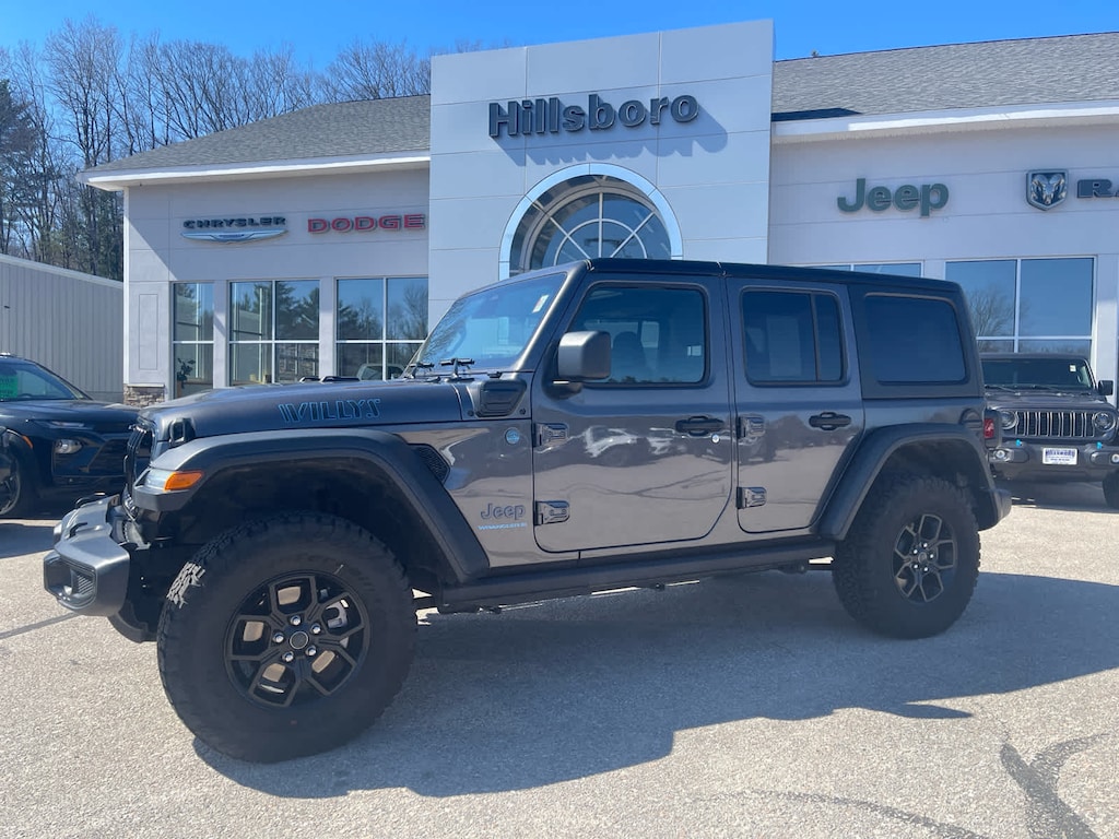 Used 2025 Jeep Wrangler 4xe Sport SUV