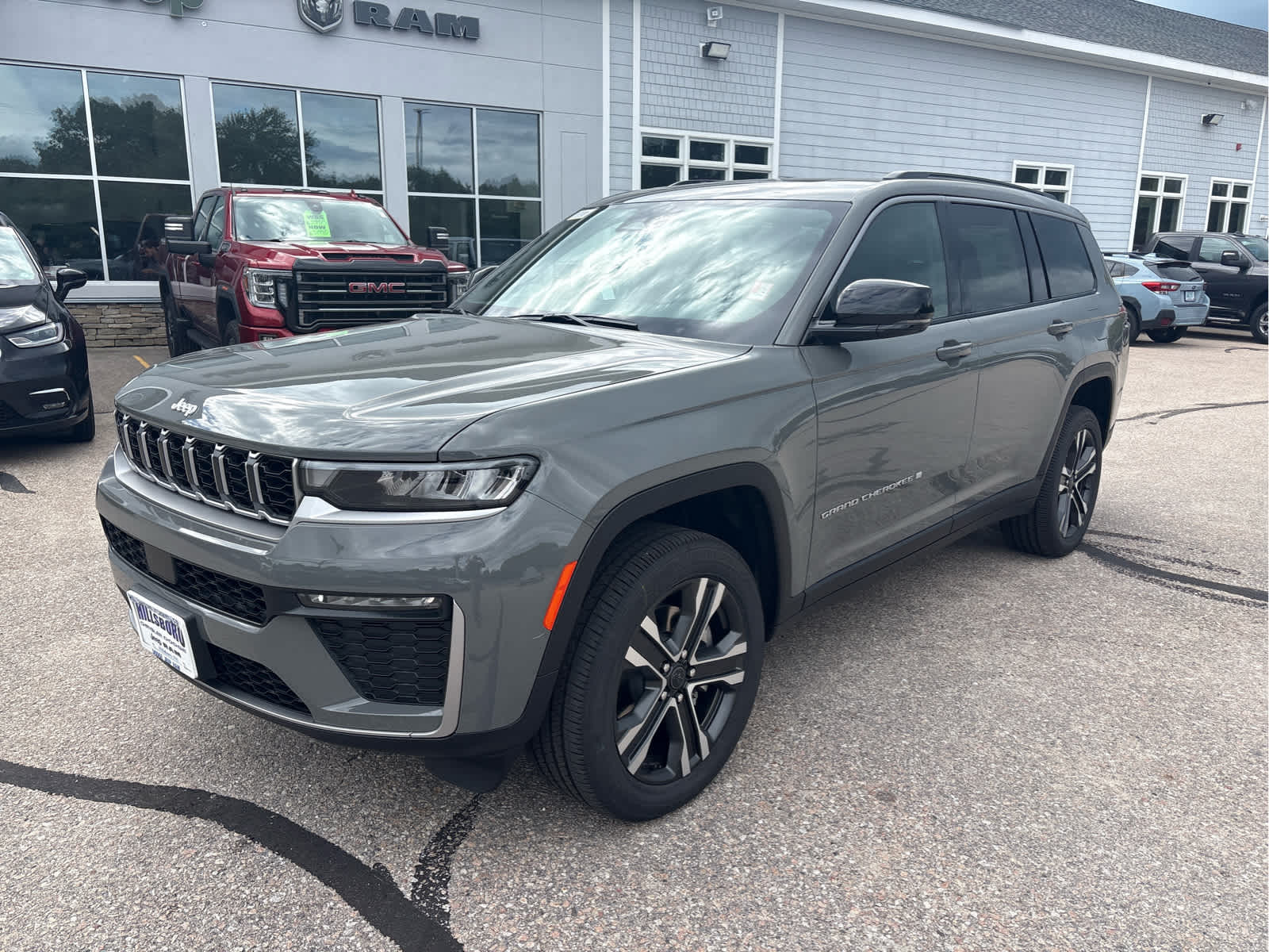 2027 Jeep Grand Cherokee L