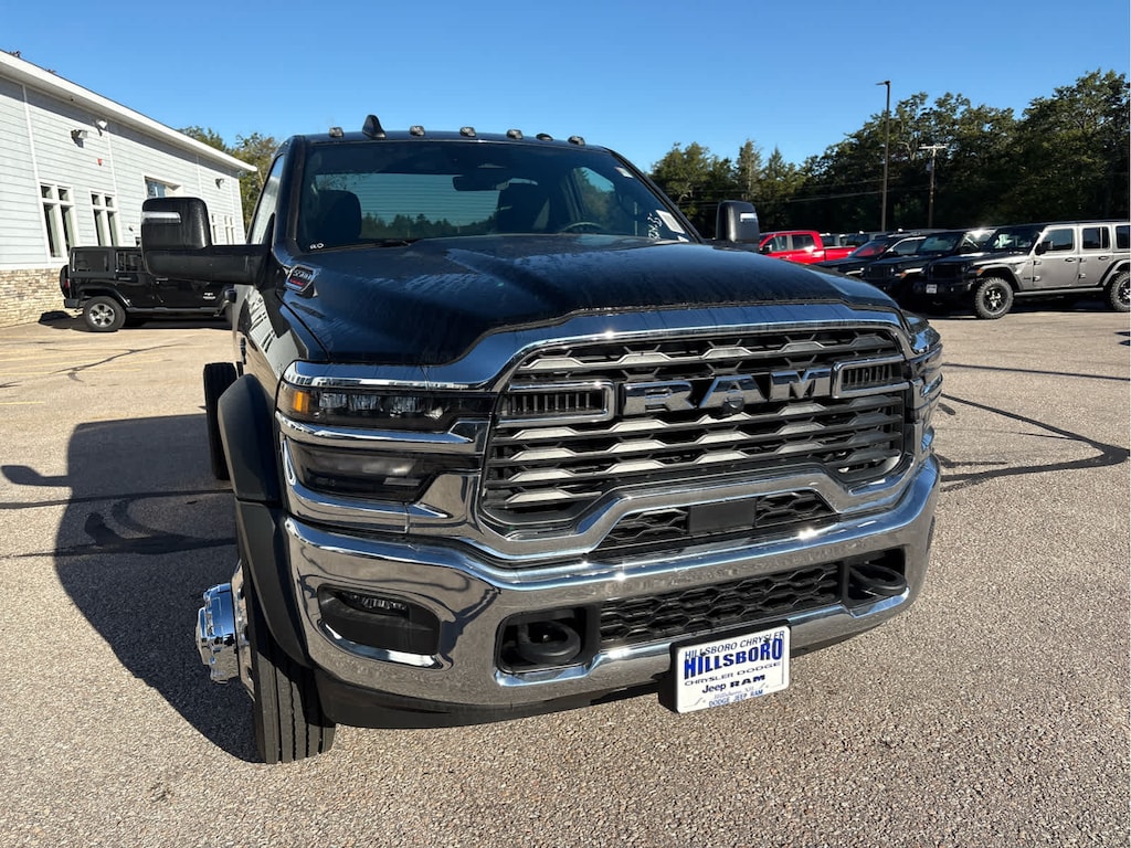 New 2025 Ram 5500 Chassis Cab 5500 TRADESMAN CHASSIS REGULAR CAB 4X4 60' CA Pickup