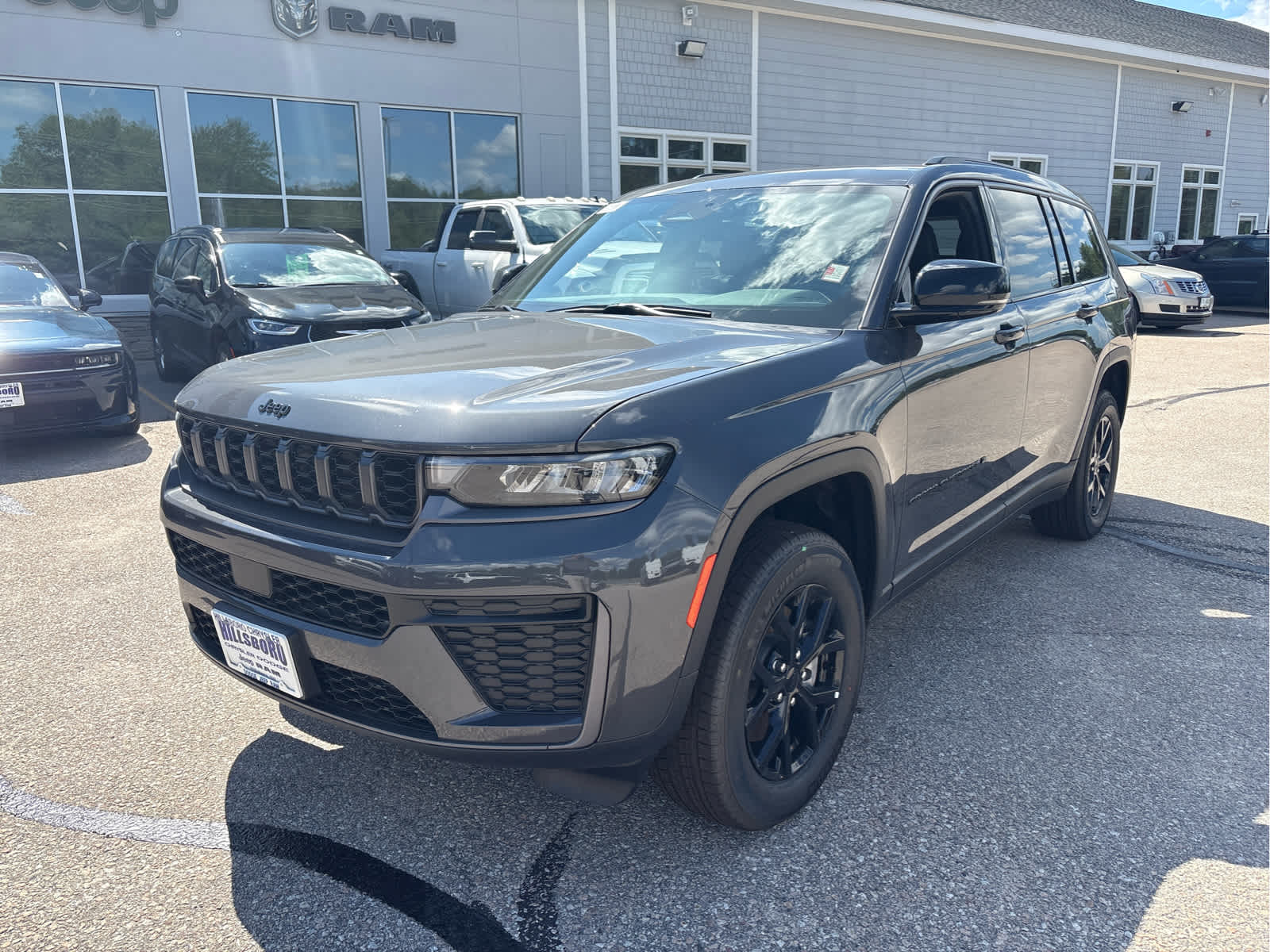 2026 Jeep Grand Cherokee L Laredo