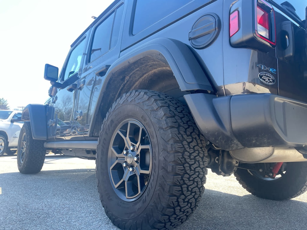 Used 2025 Jeep Wrangler 4xe Sport SUV