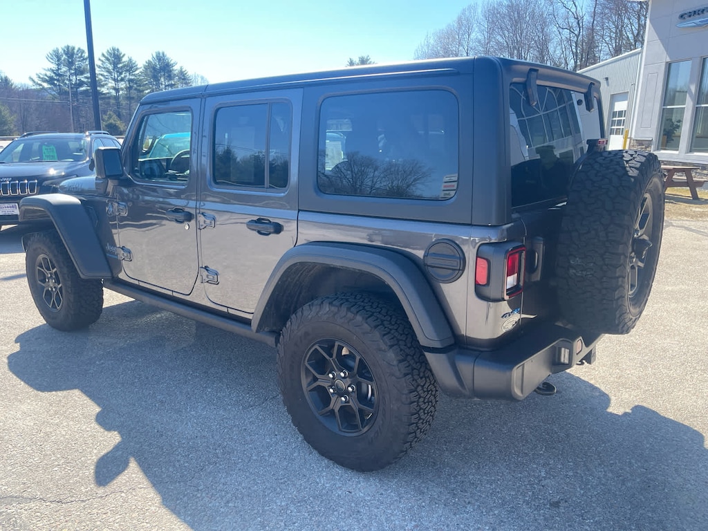 Used 2025 Jeep Wrangler 4xe Sport SUV