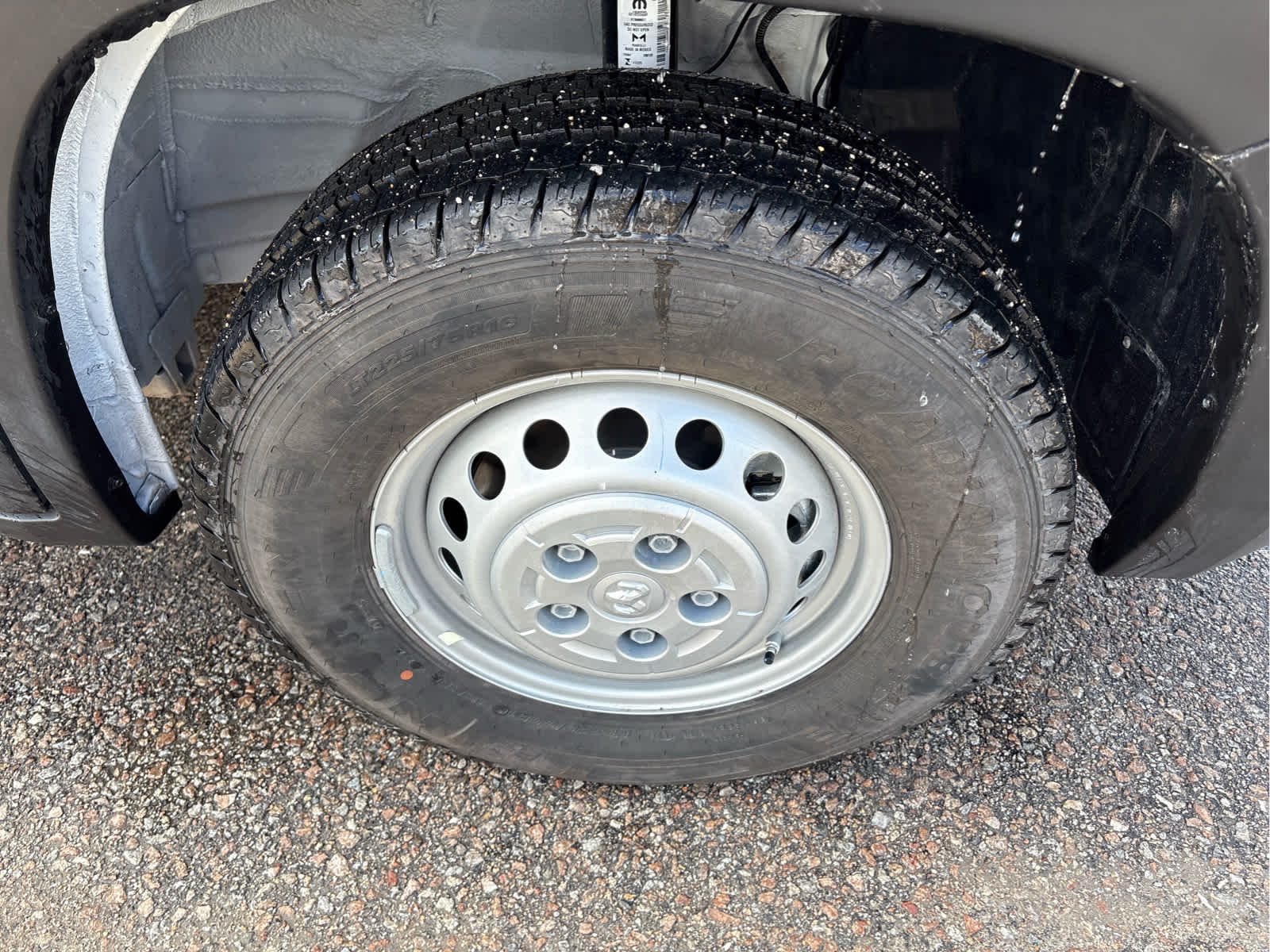 2025 Ram ProMaster 2500 Base Cargo Van photo 4