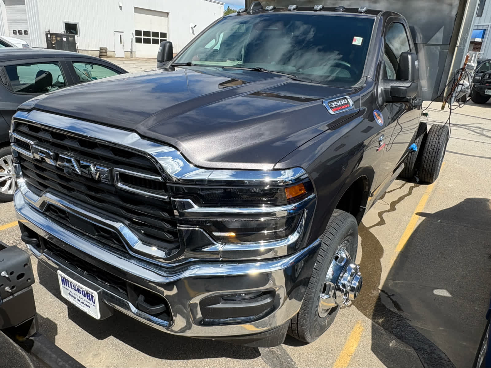 2026 RAM 3500 Chassis Tradesman - Photo 8