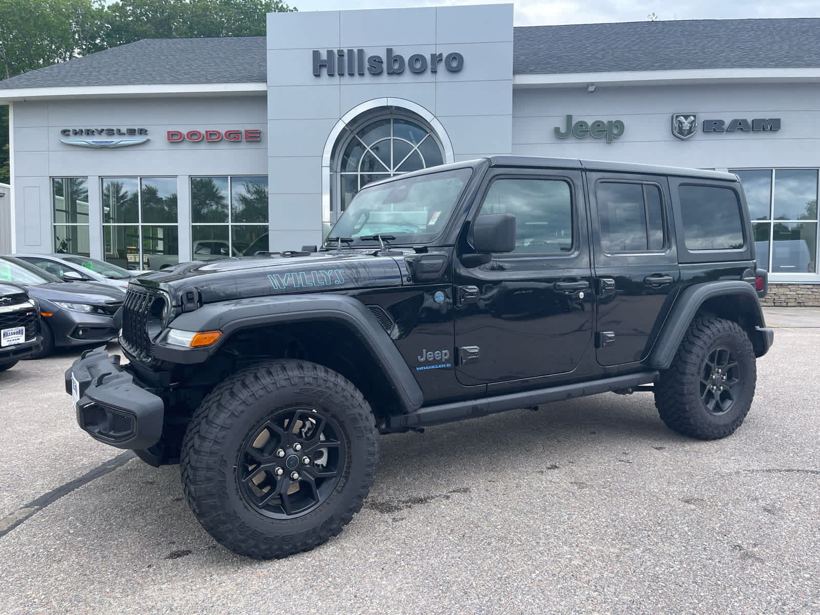 2025 Jeep Wrangler 4xe Willys 4XE's photo