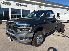2025 Ram 3500 Chassis Cab Tradesman/Big Horn Pickup