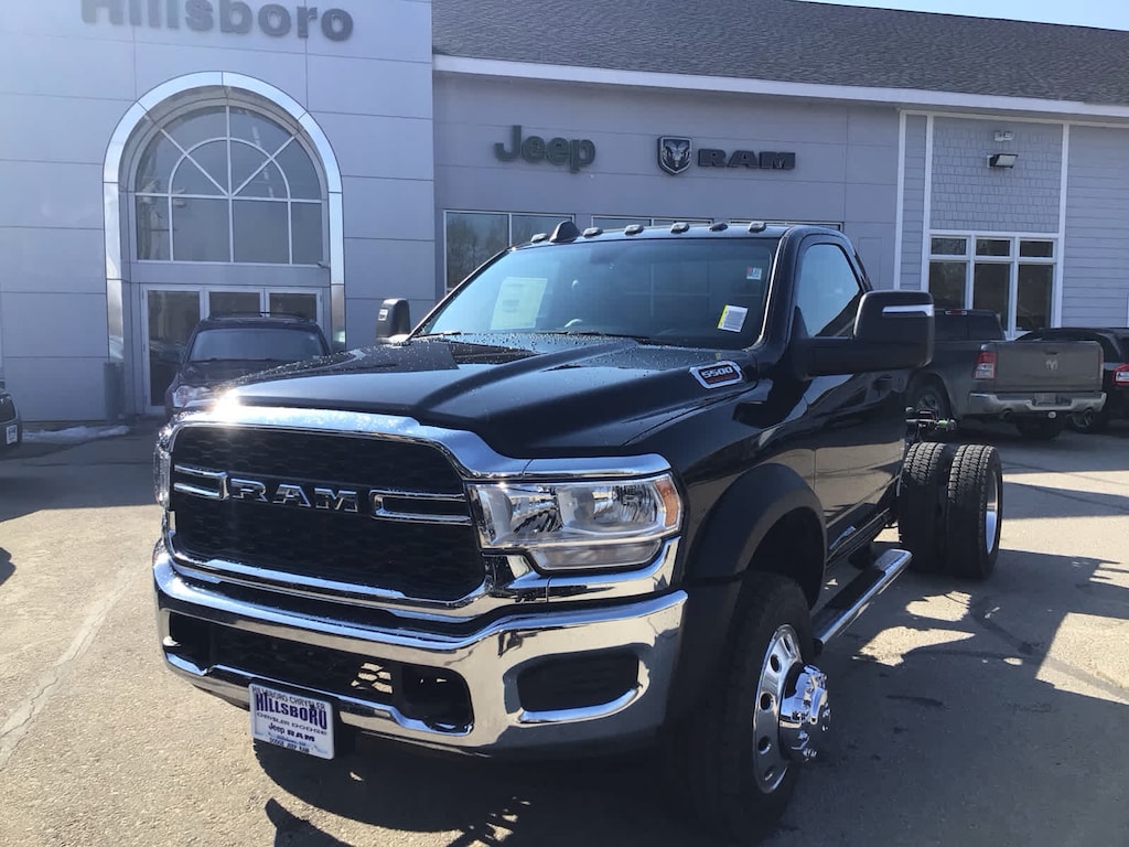 New 2024 Ram 5500 Chassis Cab 5500 TRADESMAN CHASSIS REGULAR CAB 4X4 60' CA Pickup