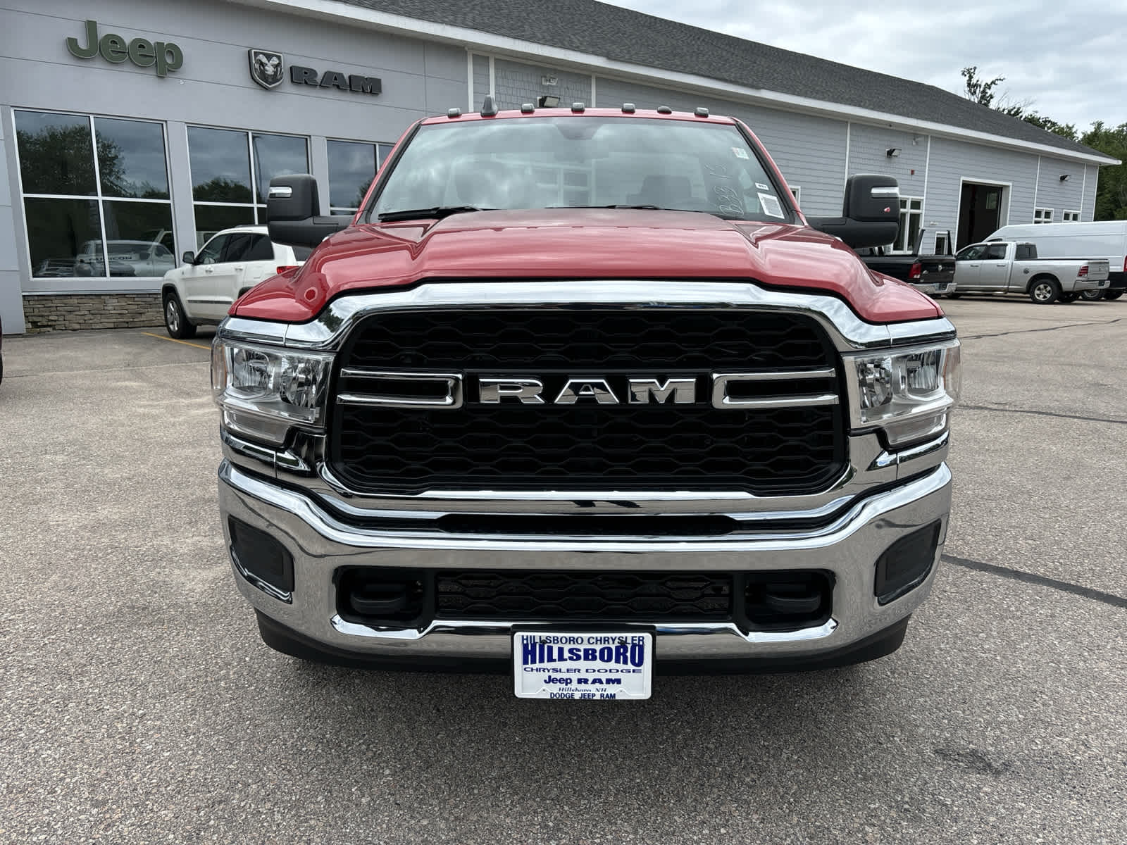 2024 Ram 3500 Tradesman SLT photo 2