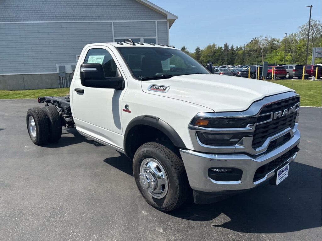 New 2026 Ram 3500 Chassis Cab Tradesman/Big Horn Pickup