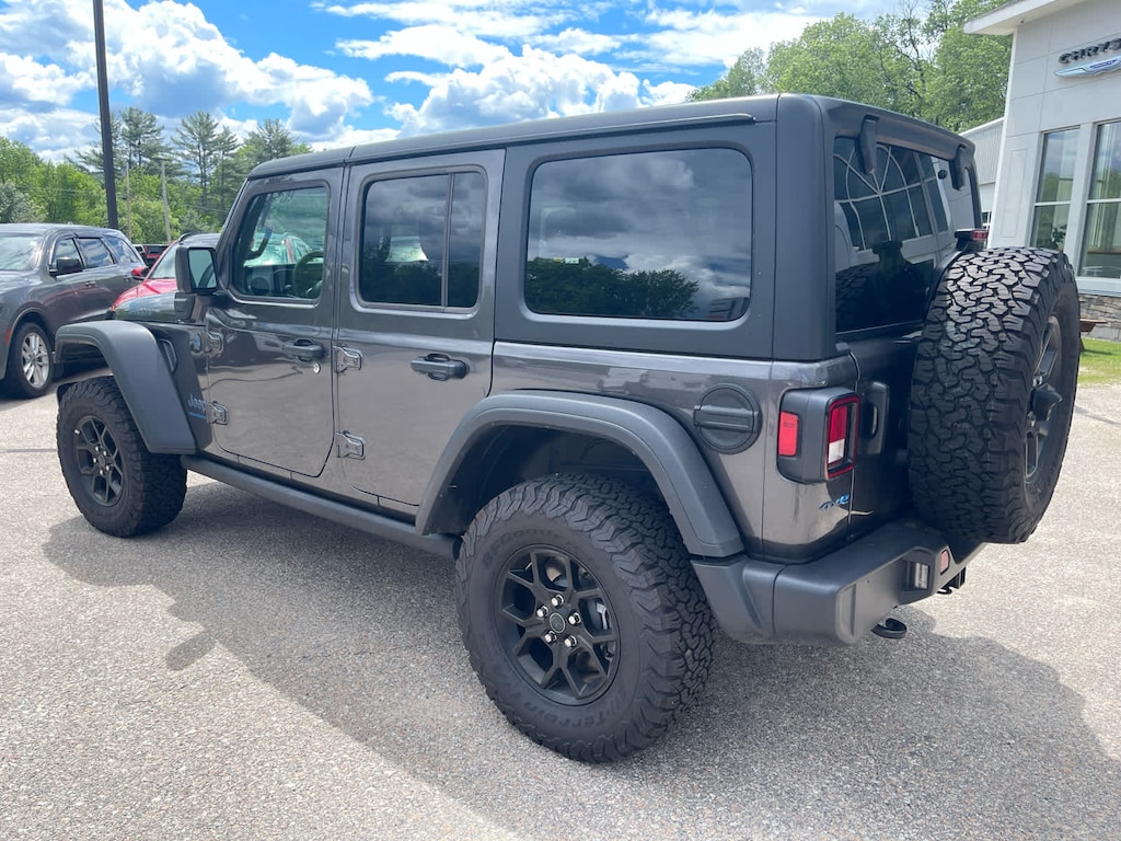 Used 2025 Jeep Wrangler 4xe Sport SUV