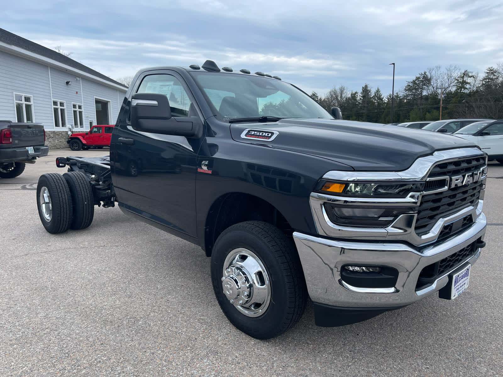 2026 RAM 3500 Chassis Tradesman - Photo 8