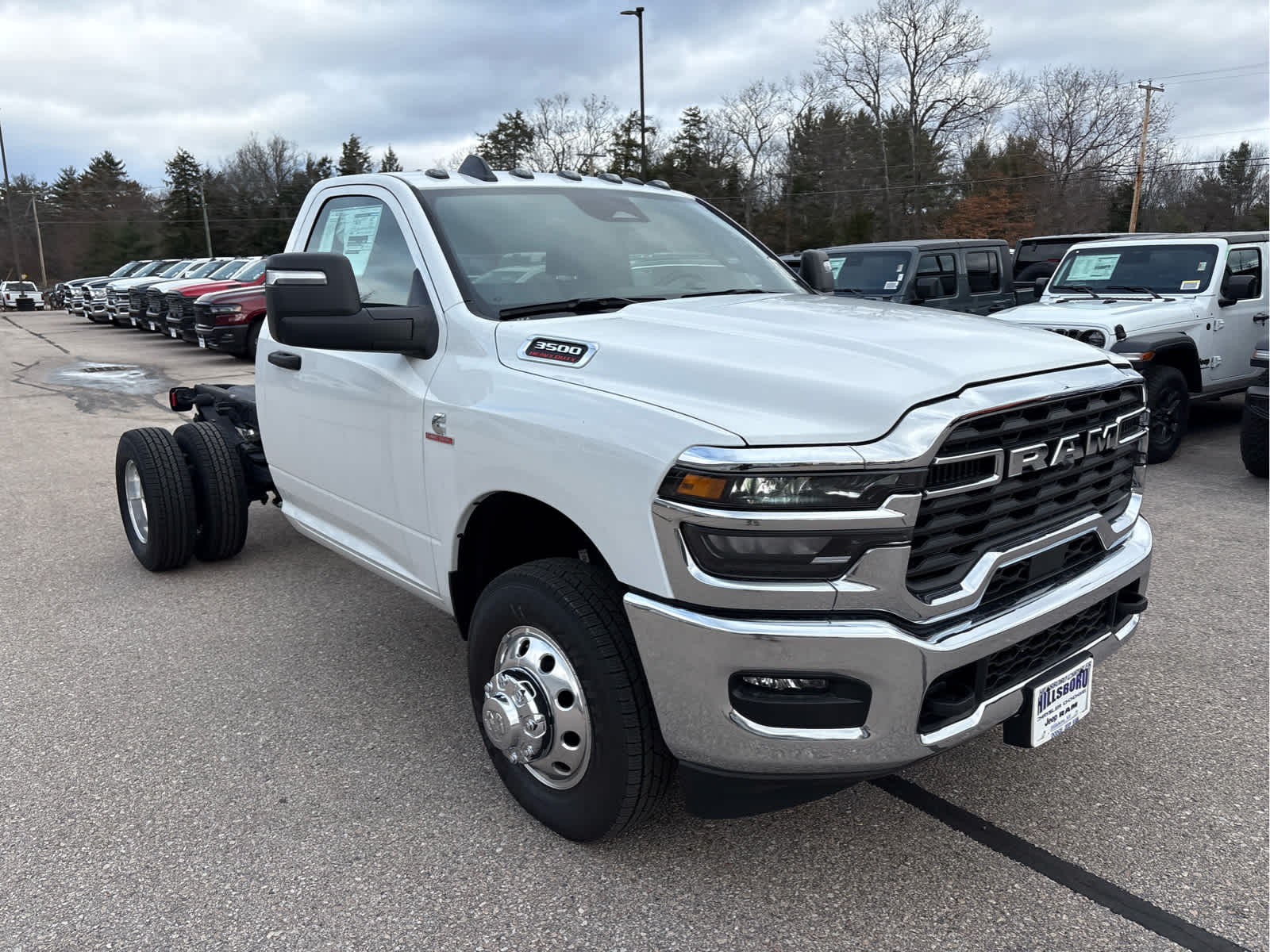 2025 Ram 3500 Tradesman Big Horn photo 3