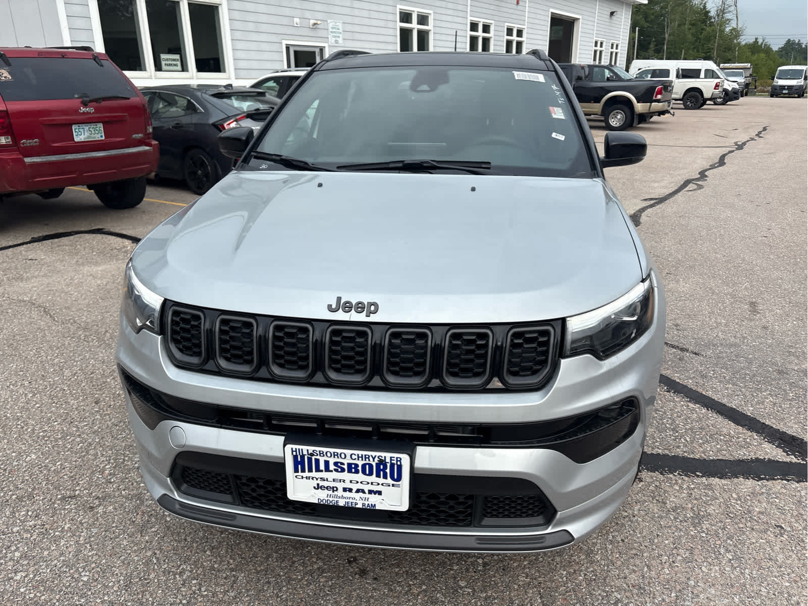 2025 Jeep Compass Limited photo 2