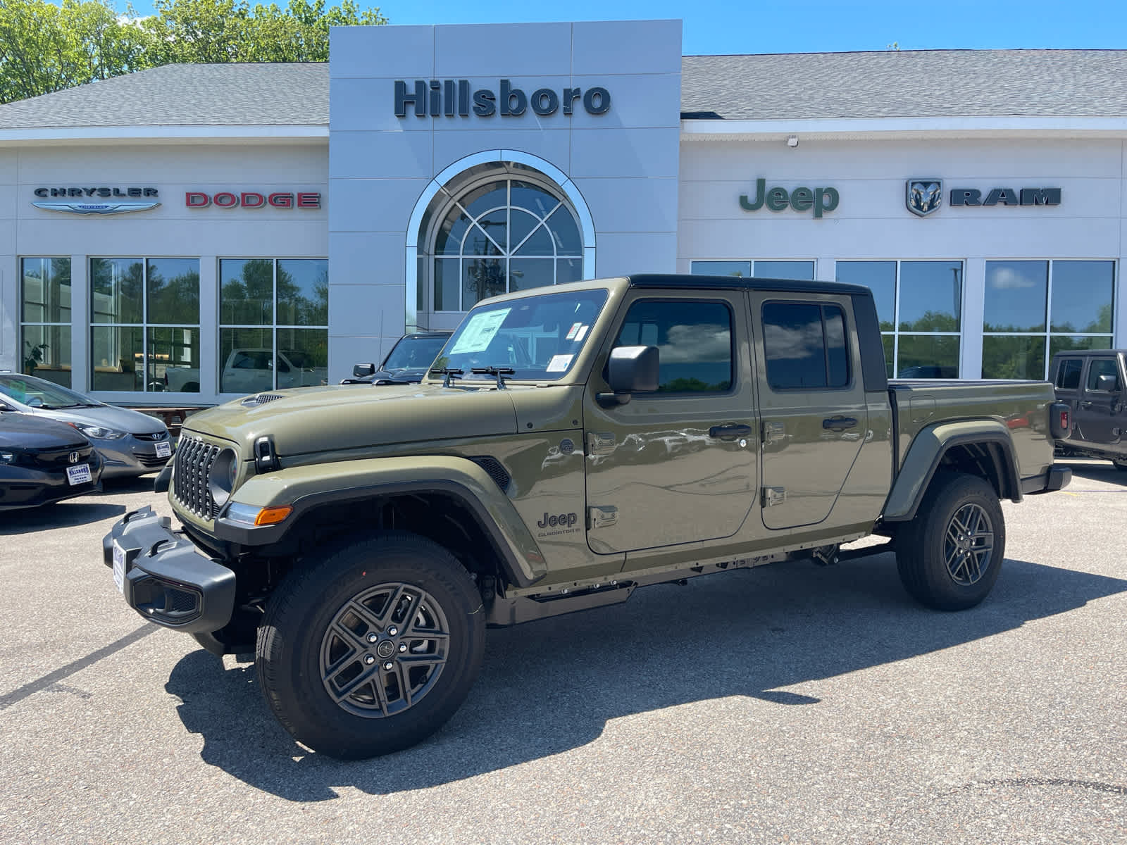 2026 Jeep Gladiator Sport S Auto's photo