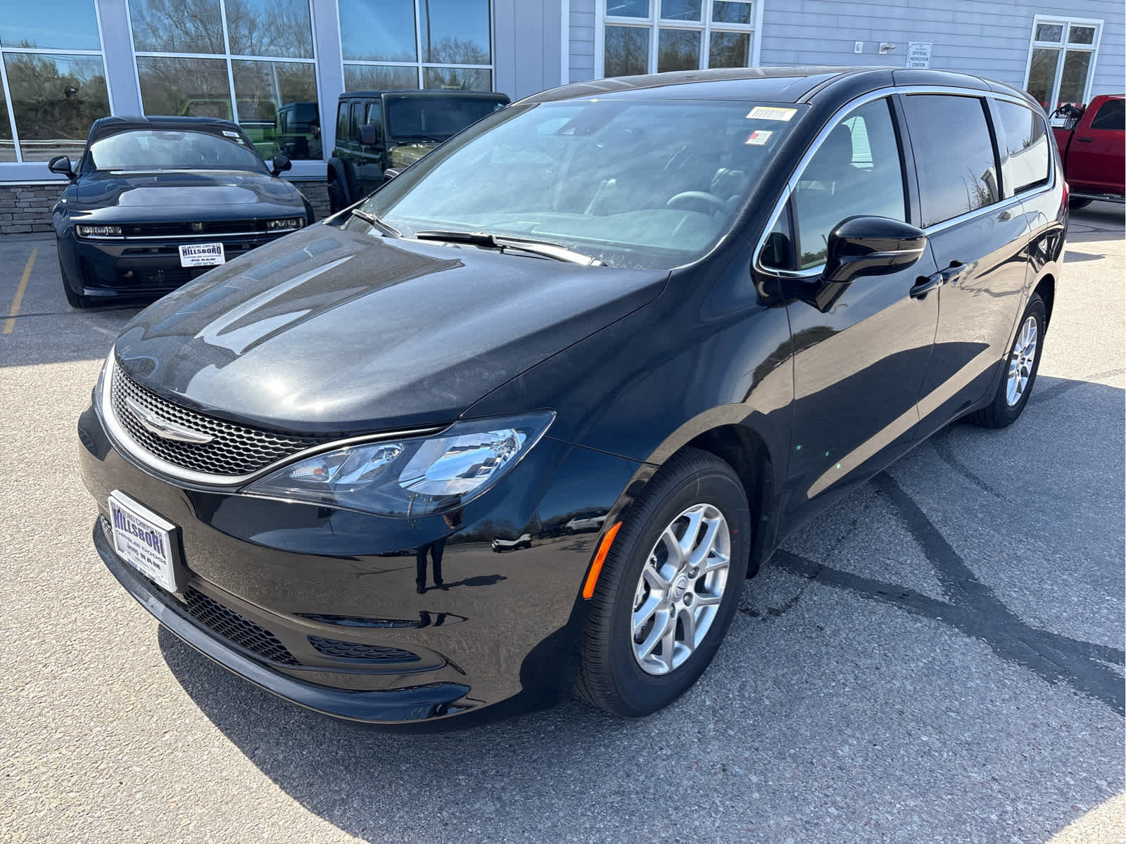 2026 Chrysler Voyager LX
