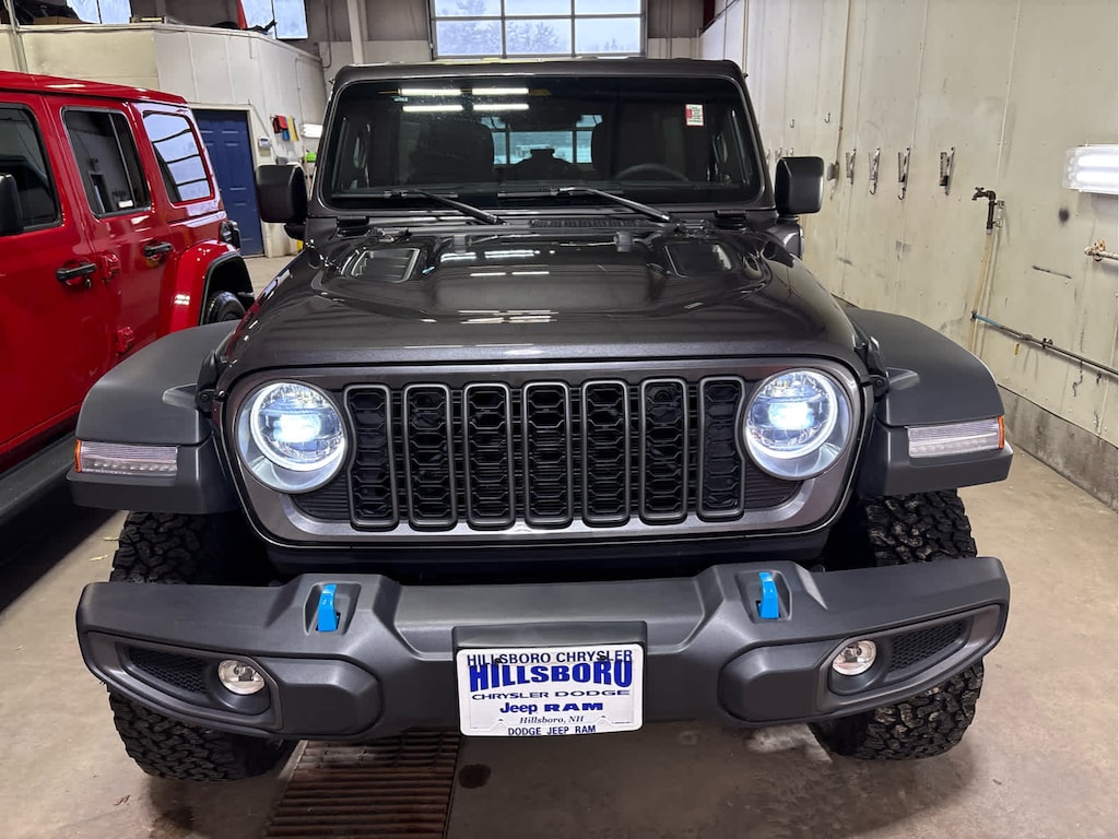 Used 2025 Jeep Wrangler 4xe Rubicon SUV