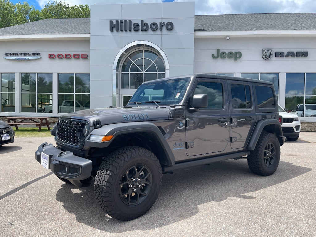 Used 2025 Jeep Wrangler 4xe Sport SUV