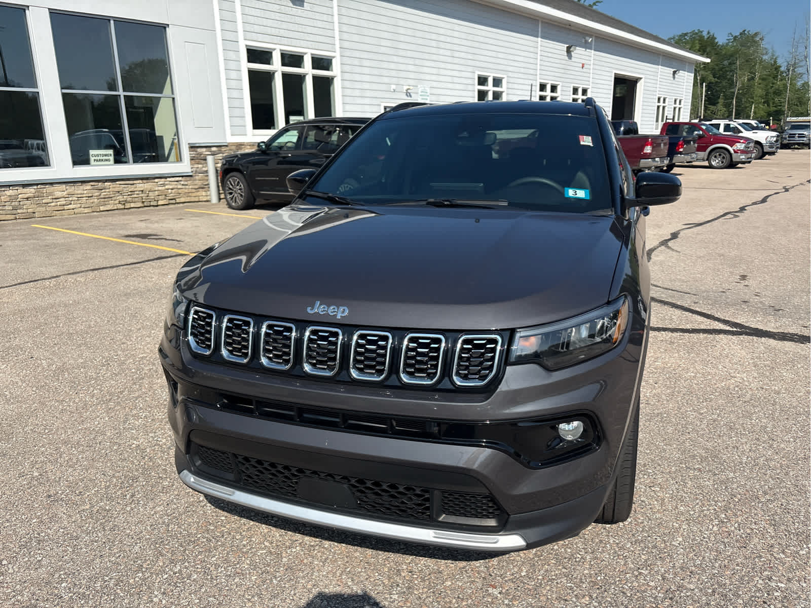 2024 Jeep Compass Limited photo 2