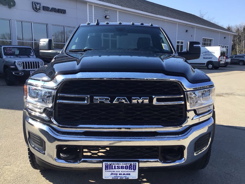 New 2024 Ram 5500 Chassis Cab 5500 TRADESMAN CHASSIS REGULAR CAB 4X4 60' CA Pickup