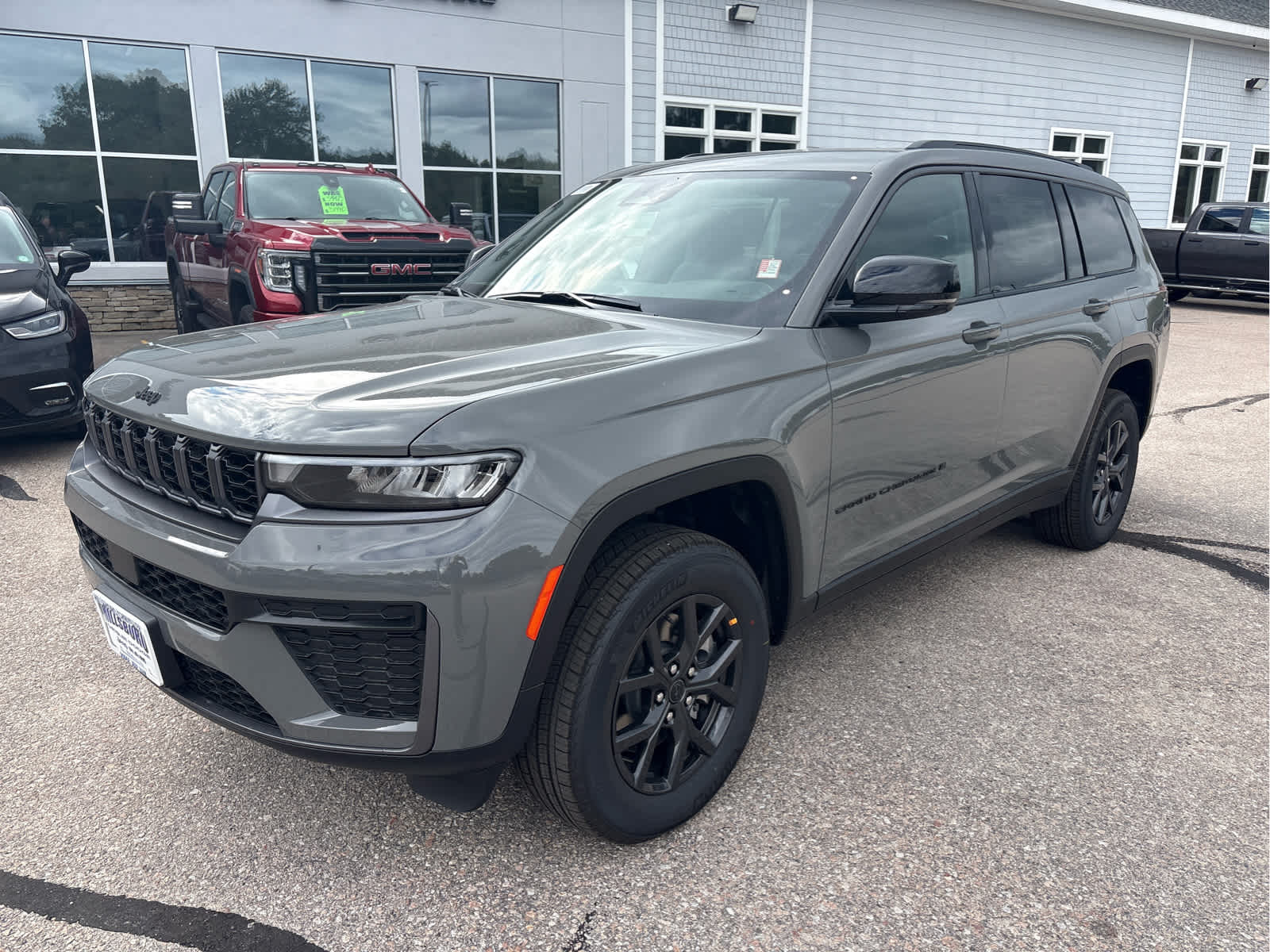 2027 Jeep Grand Cherokee L