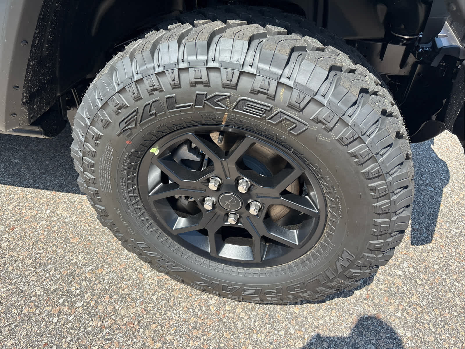 2025 Jeep Wrangler Sport photo 4