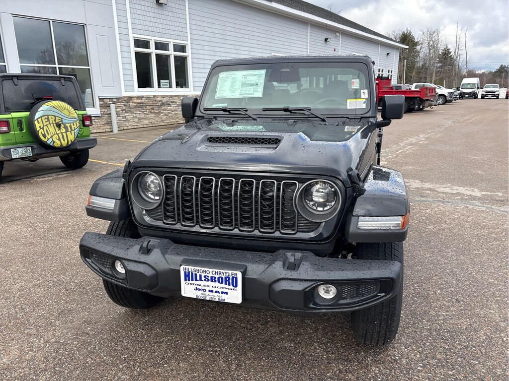 New 2026 Jeep Gladiator Sport Pickup