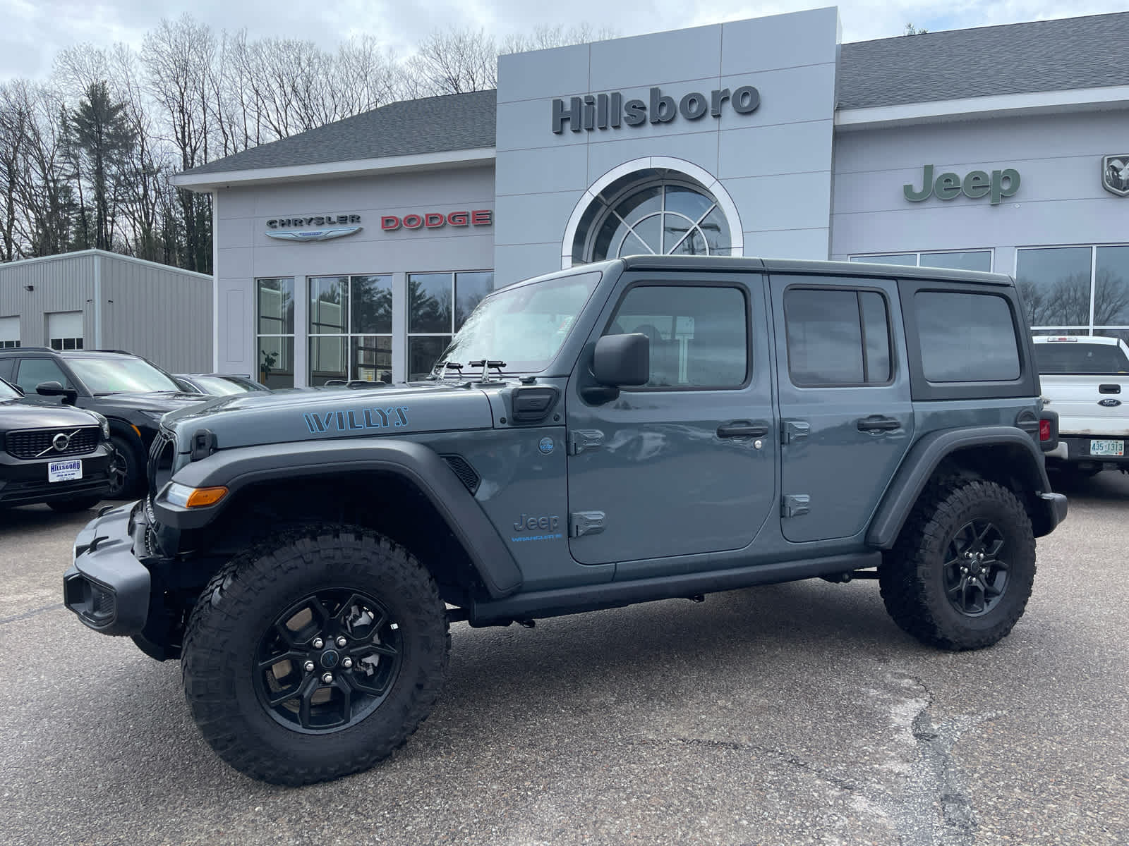 2025 Jeep Wrangler 4xe Willys 4XE's photo