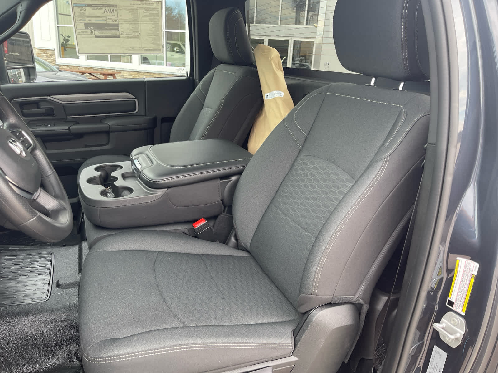 2026 RAM 3500 Chassis Tradesman - Photo 10