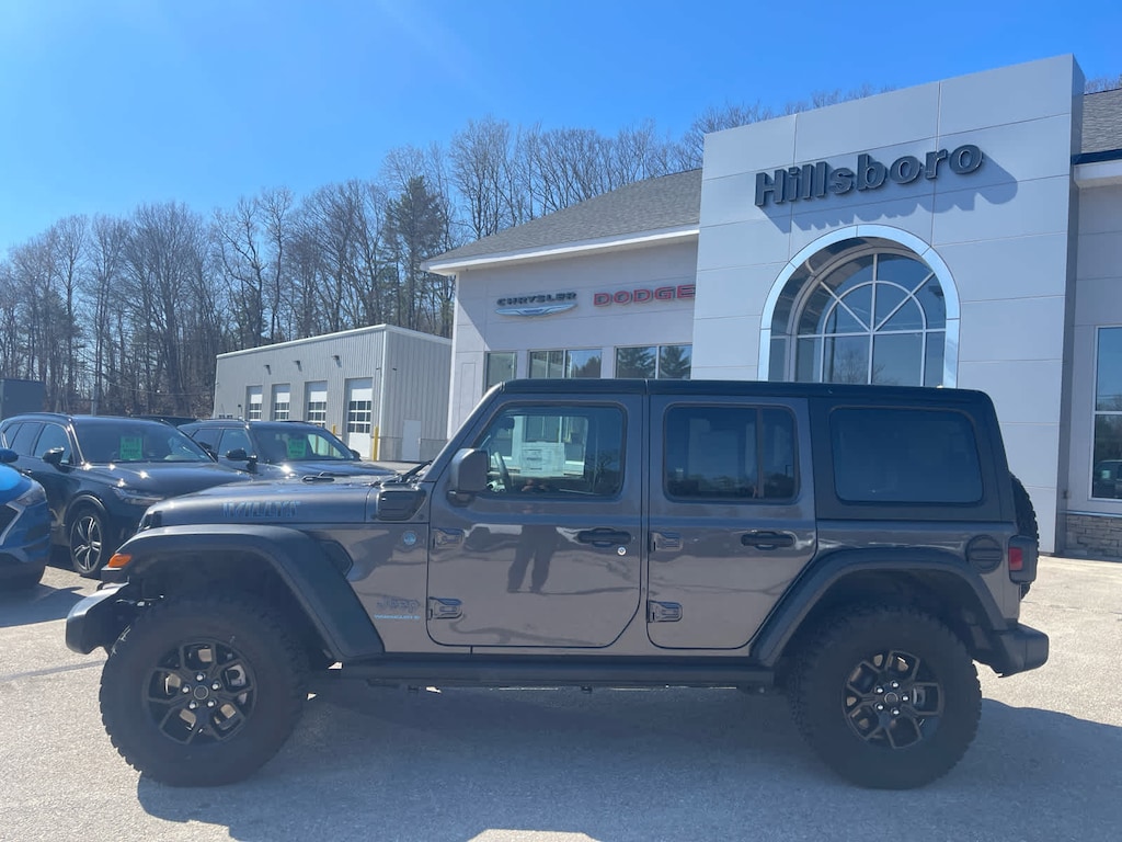 Used 2025 Jeep Wrangler 4xe Sport SUV