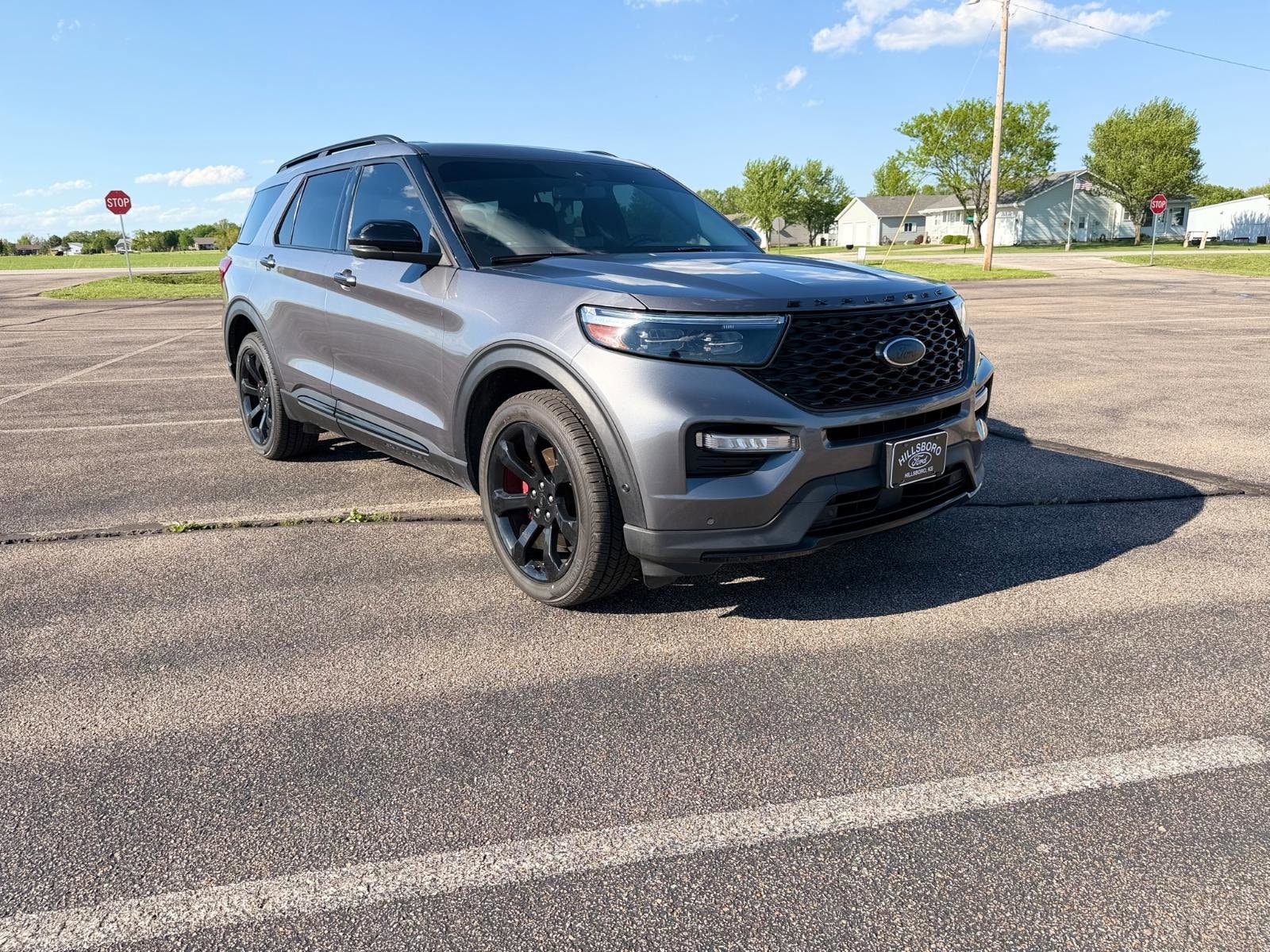 2021 Ford Explorer ST 4WD's photo