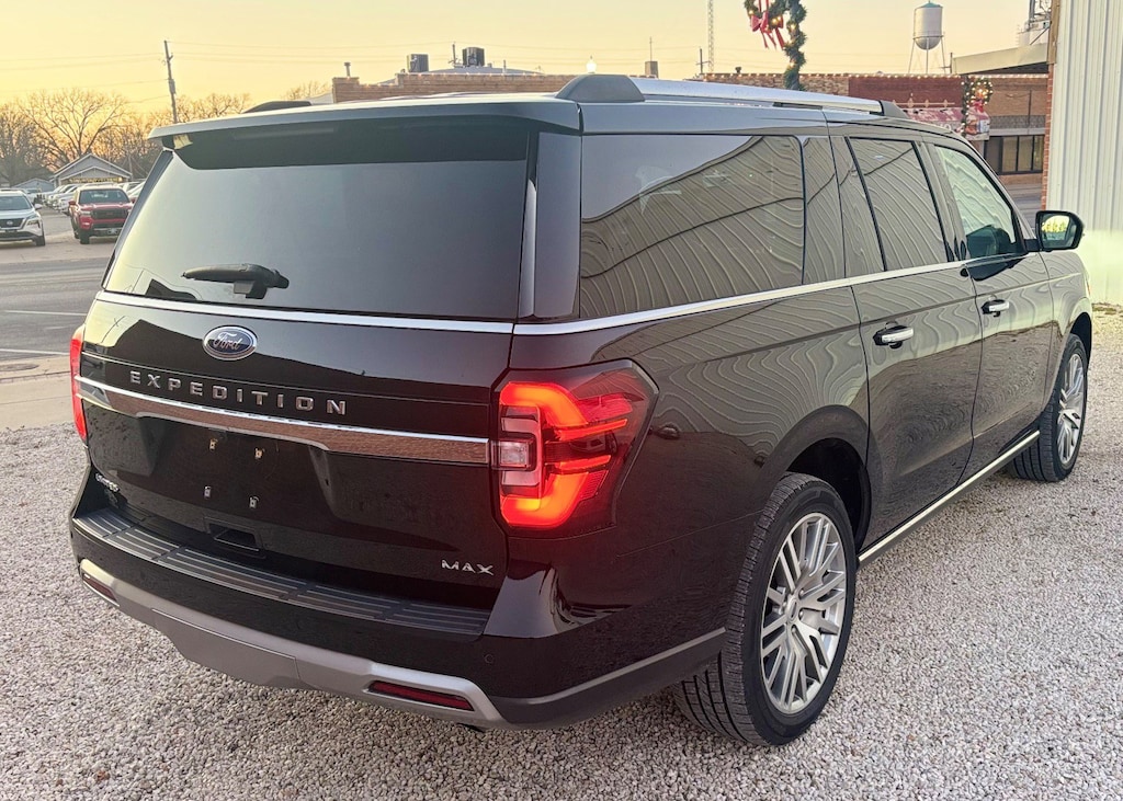 Used 2024 Ford Expedition Max Limited SUV