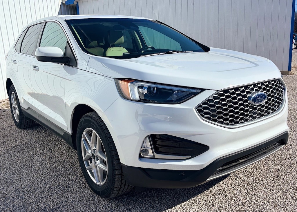 Used 2024 Ford Edge SEL SUV