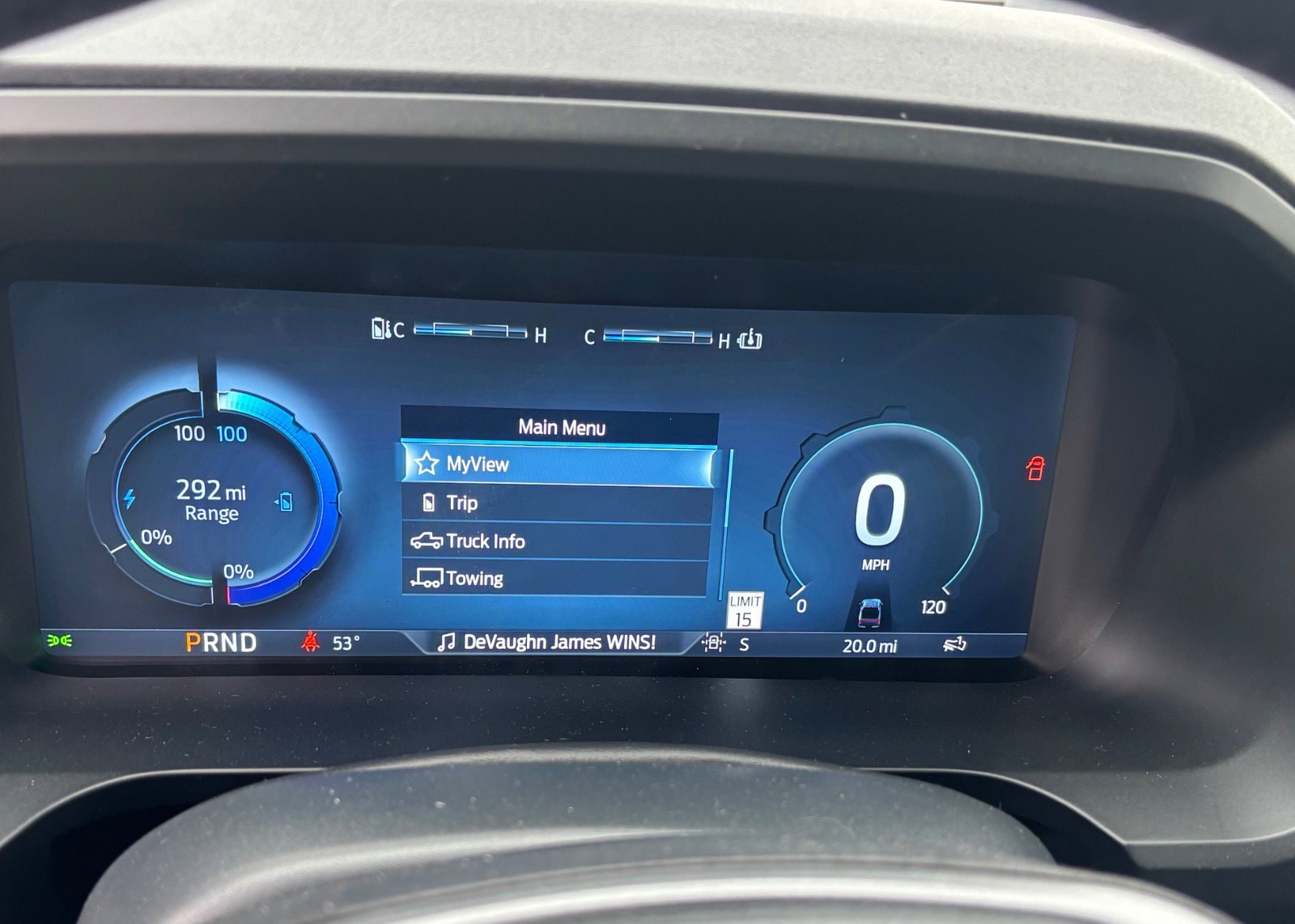 2025 Ford F-150 Lightning Flash - Photo 51